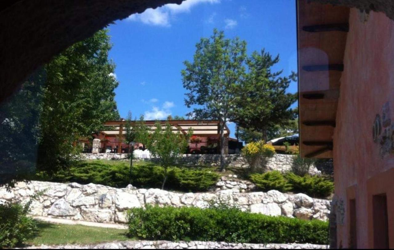 Il Querceto Delle Marine Hotel L'Aquila Luaran gambar